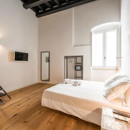 Orazio33 Bed & Breakfast 2*
