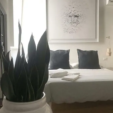 Orazio33 Bed & Breakfast Monopoli